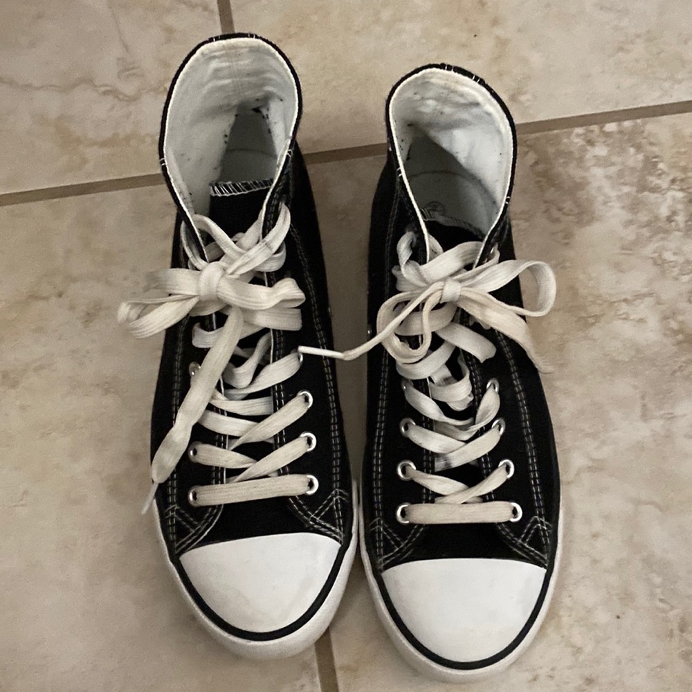 Converse LIKE sneakers
